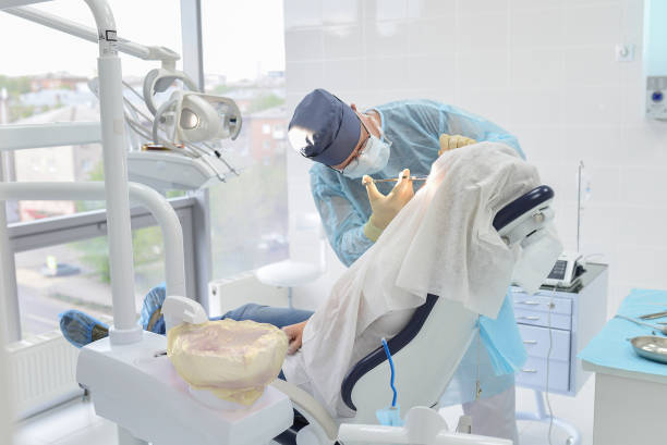 Best Emergency Dentist for Knocked-Out Tooth in Shelbina, MO